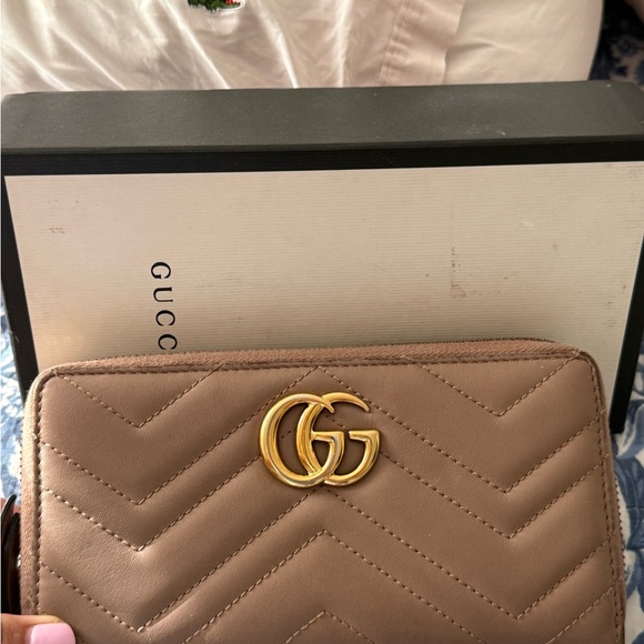 Gucci marmont wallet zip around - Picture 7 of 11